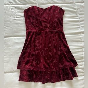 Altar’d state red velvet corset strapless dress - size small